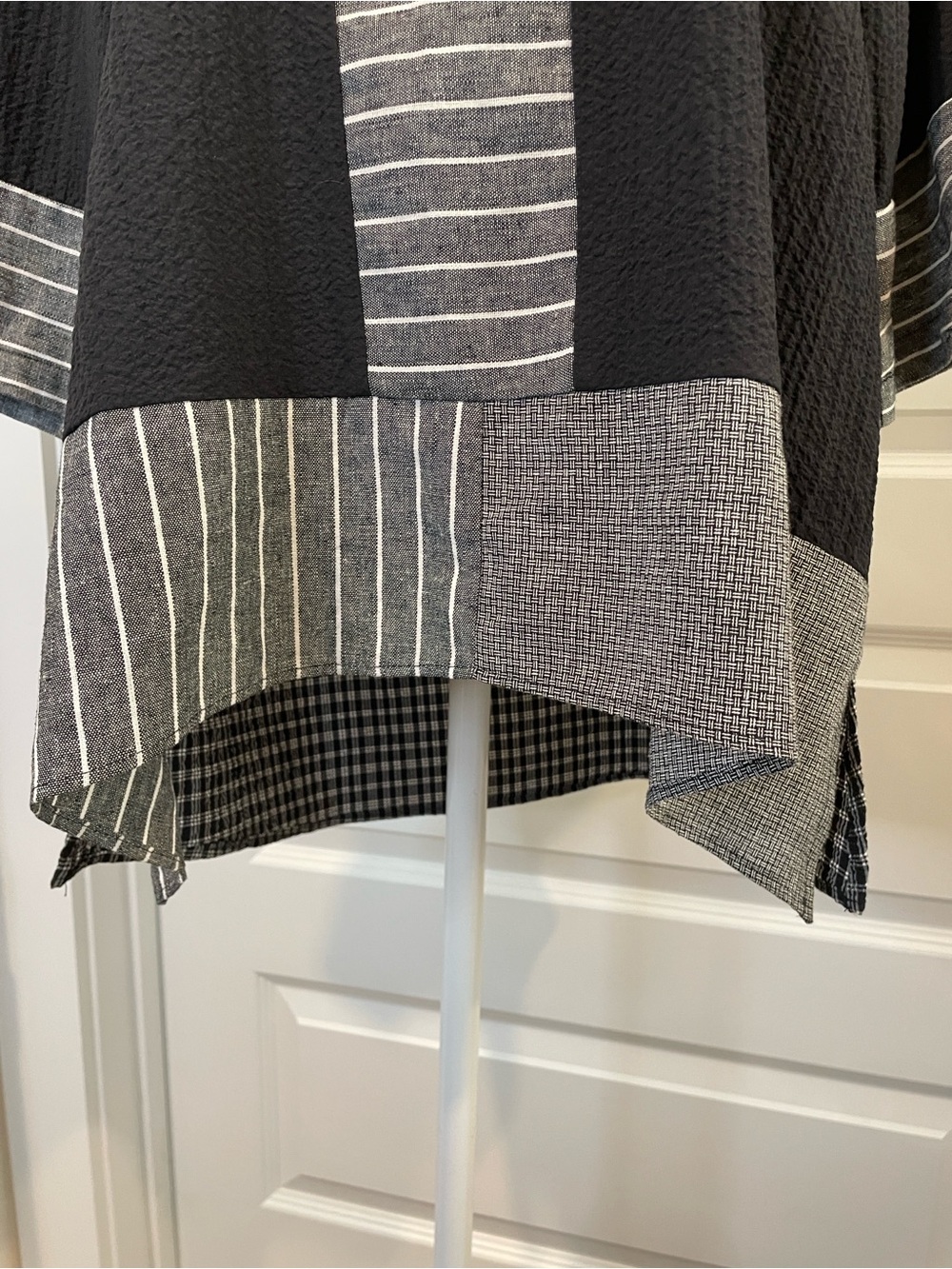 Soft Surroundings Black and Gray Striped Panel Pullover Size Medium - Picture 6 of 7